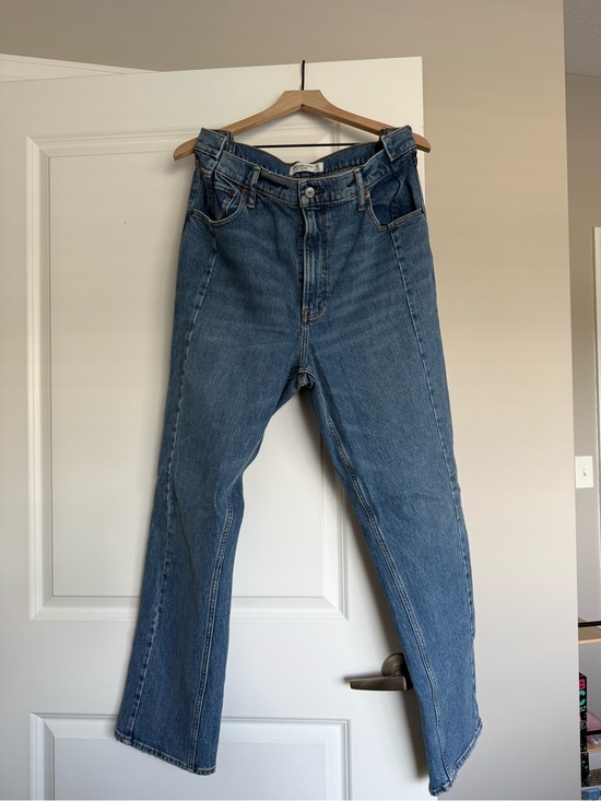 Abercrombie & Fitch Denim - Abercrombie & Fitch 90’s straight ultra high rise Jean